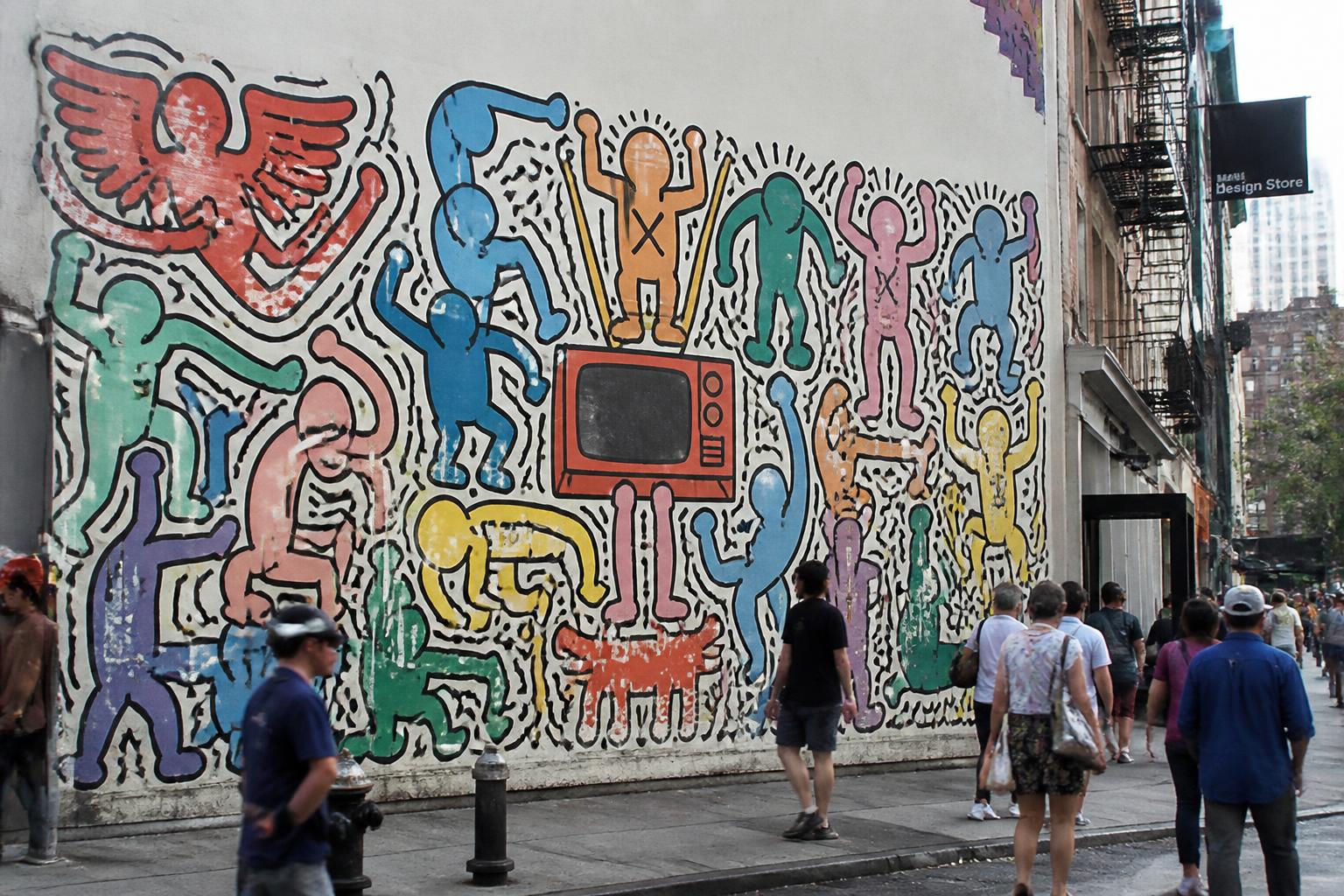 découvrez notre guide complet des œuvres d'art de keith haring, explorez ses collections iconiques et plongez dans l'univers vibrant de cet artiste légendaire.